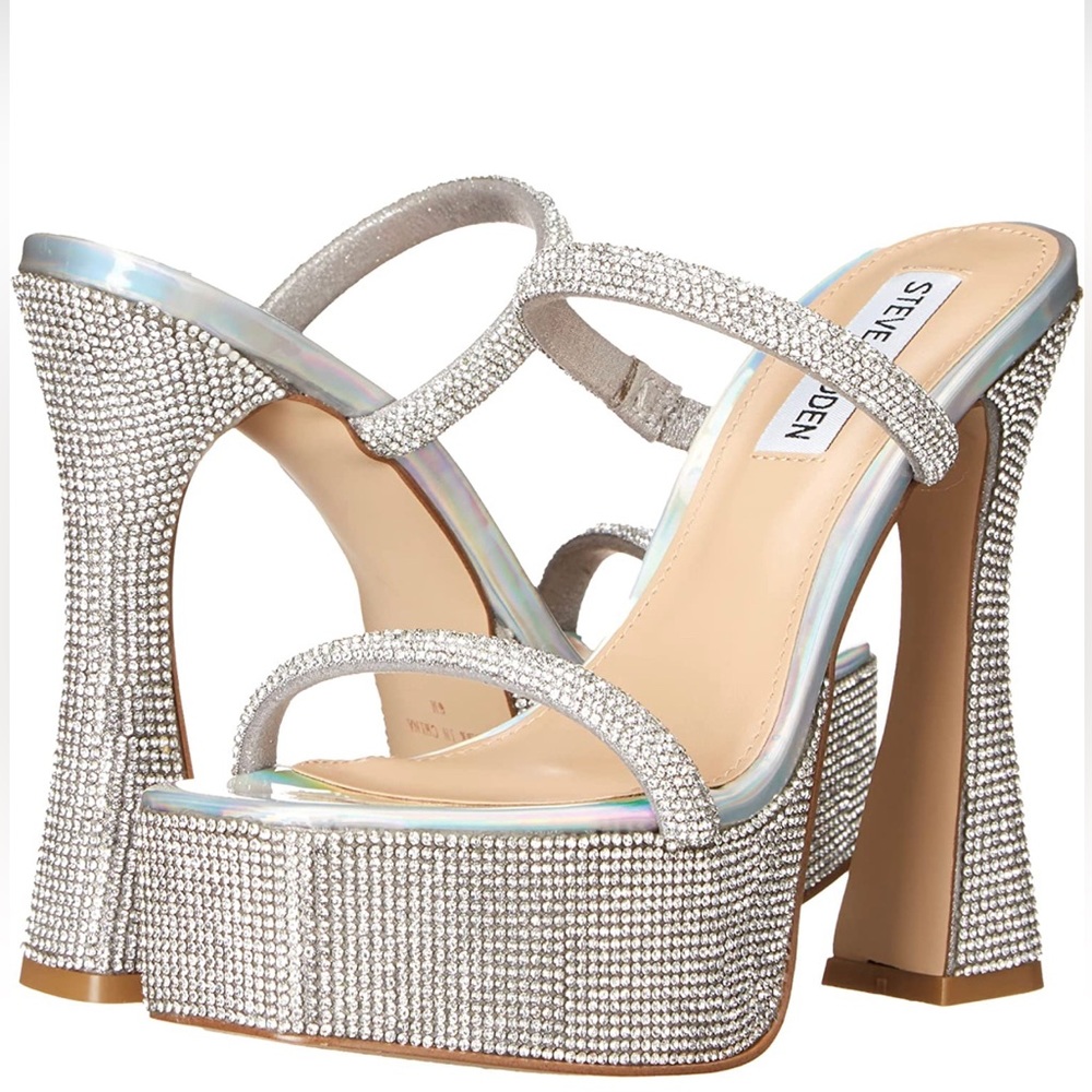 Steve Madden Women's Zayne Heeled Sandal, Silver, 8